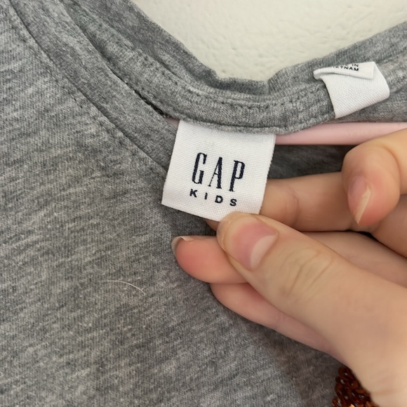 ✨TWO PACK✨ Girls Set of Flippy Sequin Shirts From Gap | Girls Size M - Picture 4 of 4